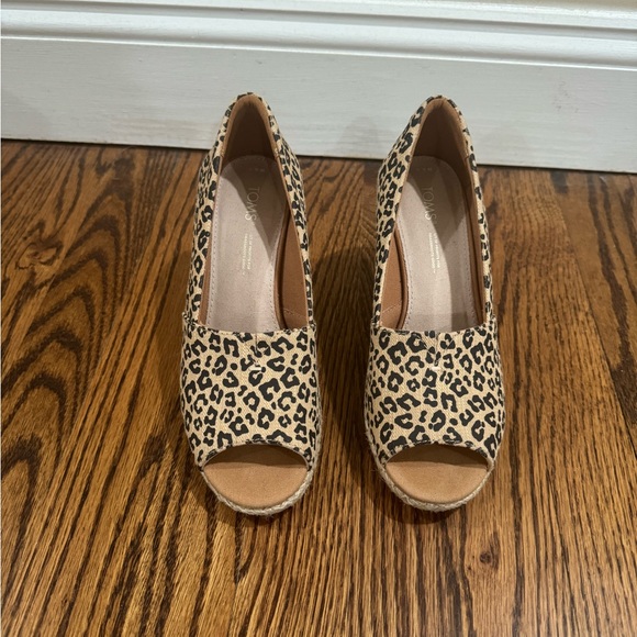 TOMS Michelle Wedge Sandal - Picture 2 of 4